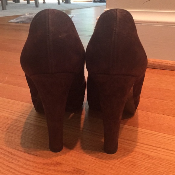 Giorgio Armani dark brown suede heels - Picture 6 of 6